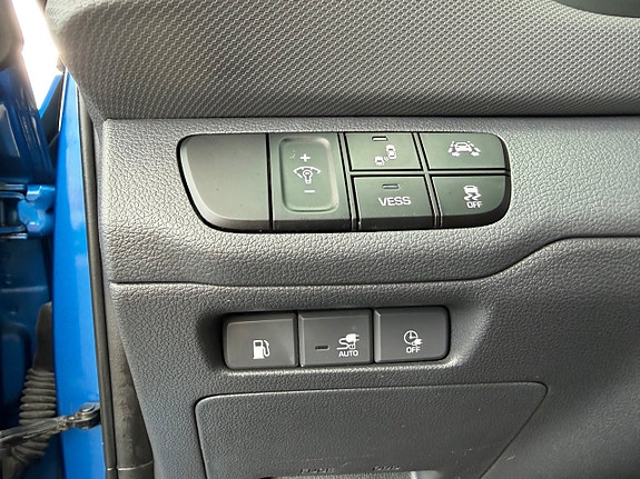 Hyundai IONIQ 24 of 29