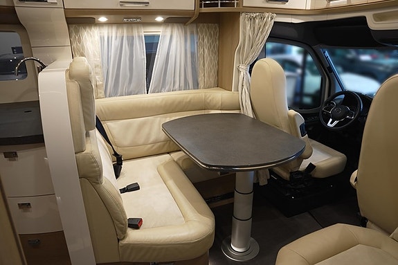 Mercedes-Benz Sprinter Carthago C-Tourer T 149 LE 170hk 9G-Tronic | Långbäddar 8 of 26