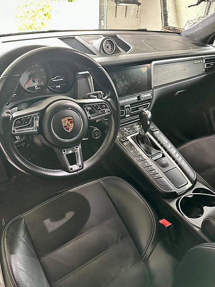 Porsche Macan GTS 10 of 10