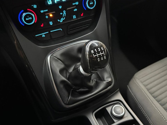 Ford C-Max 14 of 16