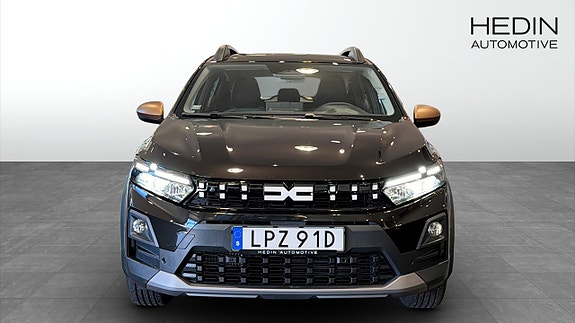 Dacia Sandero 8 of 9