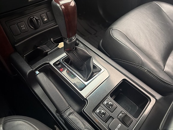 Toyota Land Cruiser 23 of 30
