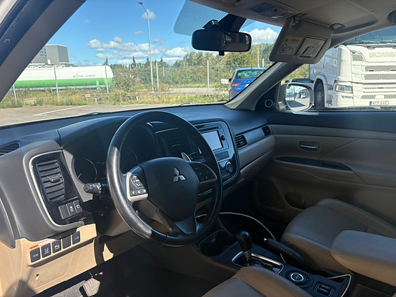Mitsubishi Outlander 7 of 7