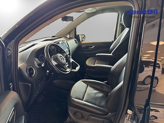 Mercedes-Benz Vito 119 8 of 14