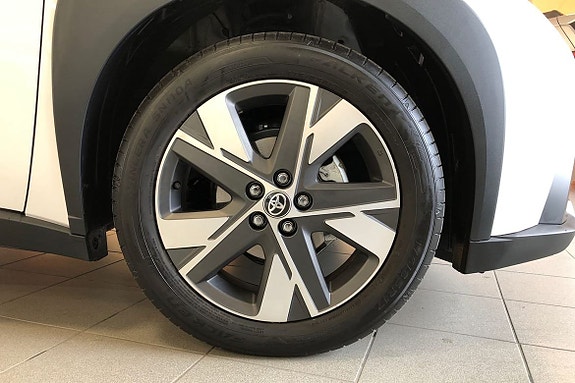 Toyota Aygo X 17 of 21