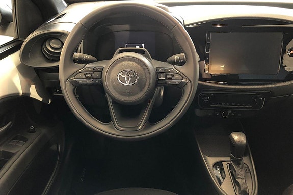 Toyota Aygo X 11 of 21