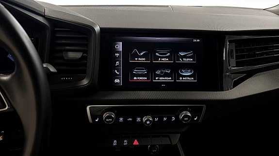 Audi A1 9 of 12