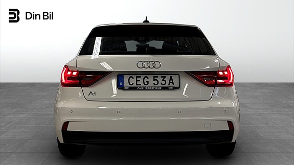 Audi A1 5 of 12