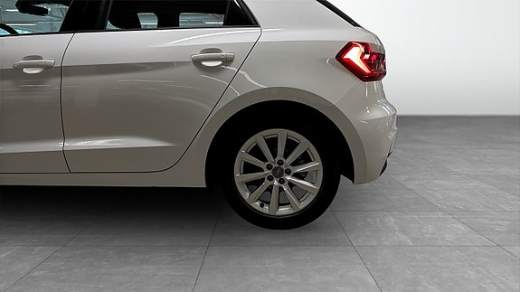 Audi A1 6 of 12