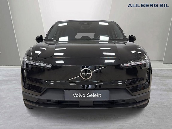 Volvo EX30 6 of 28