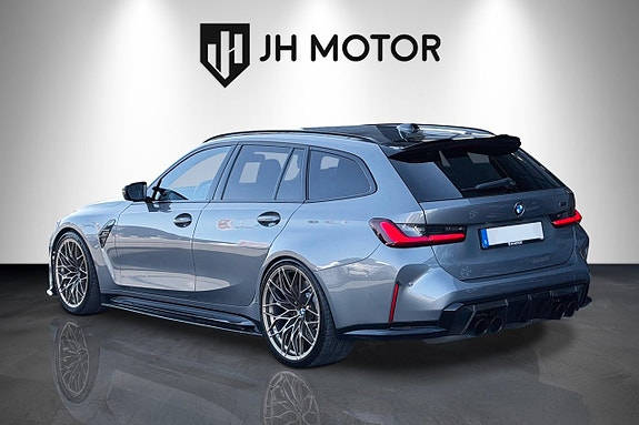 BMW M3 4 of 30