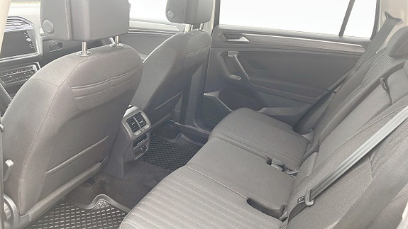 Volkswagen Tiguan Allspace 12 of 19