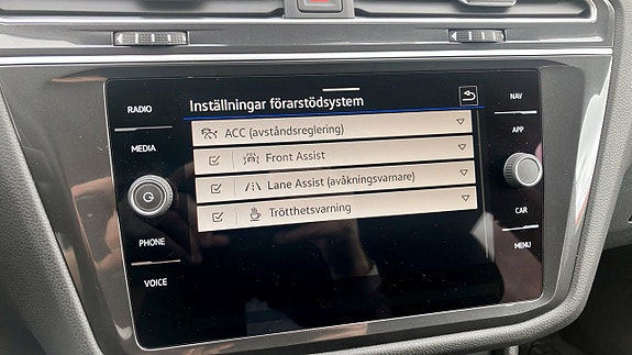 Volkswagen Tiguan Allspace 17 of 19
