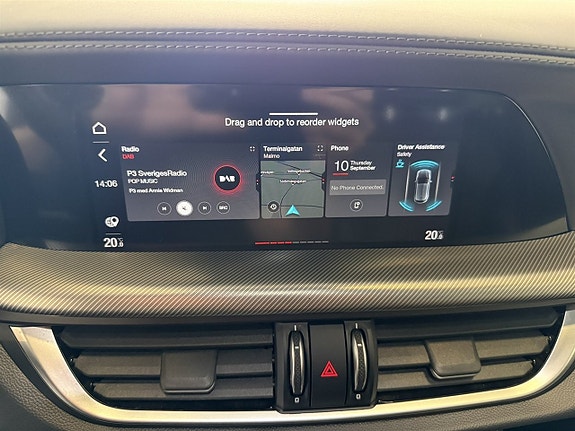 Alfa Romeo Stelvio 10 of 19