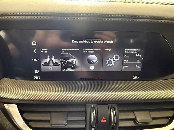 Alfa Romeo Stelvio 11 of 19