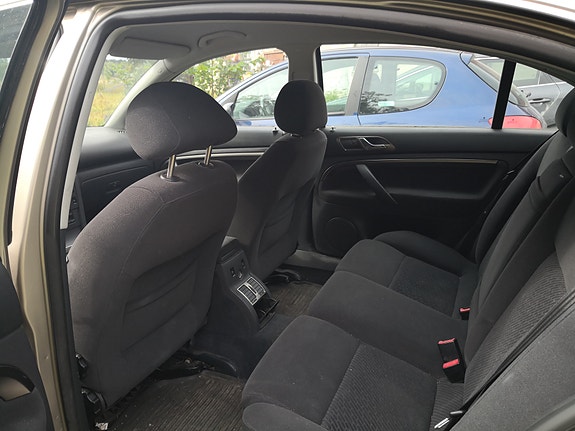 Skoda Superb 7 of 11