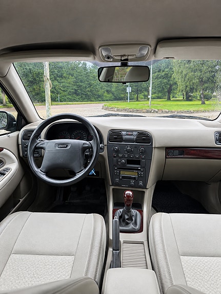 Volvo V40 6 of 6