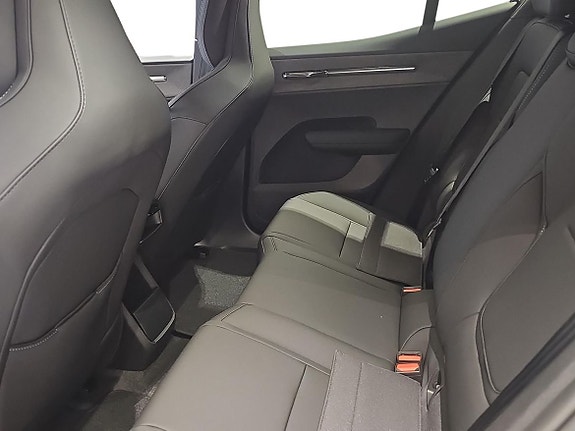 Volvo EX30 6 of 14