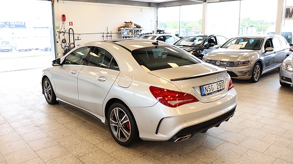 Mercedes-Benz CLA220 4 of 17
