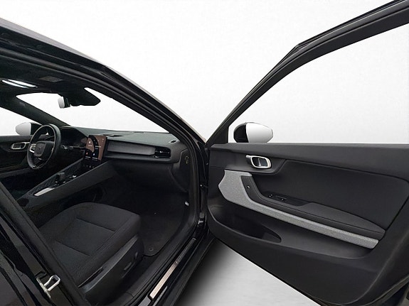 Polestar 2 13 of 30