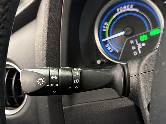Toyota Auris 28 of 28