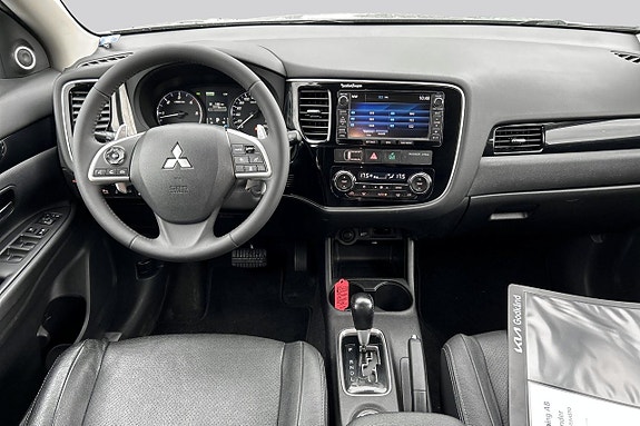 Mitsubishi Outlander 8 of 19