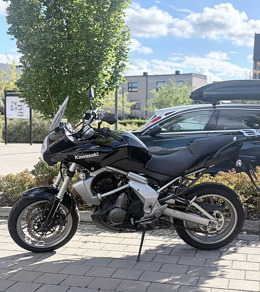 Kawasaki Versys 650 utmärkt skick! 3 of 13