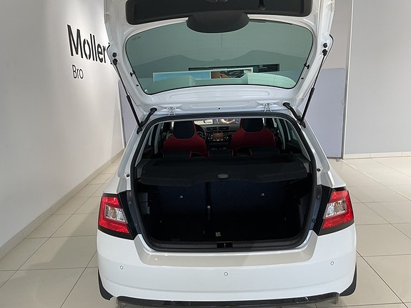 Skoda Fabia 12 of 28