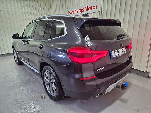 BMW X3 3 of 24