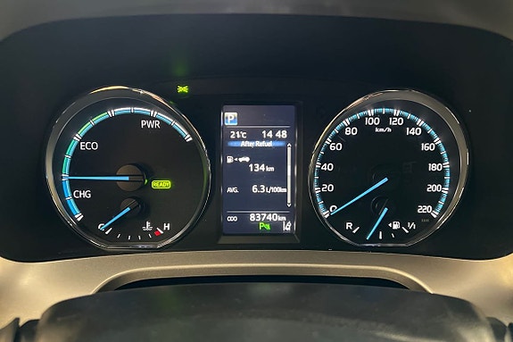 Toyota RAV4 16 of 22