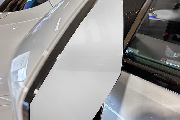 Polestar 4 26 of 30