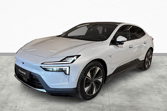 Polestar 4 7 of 30