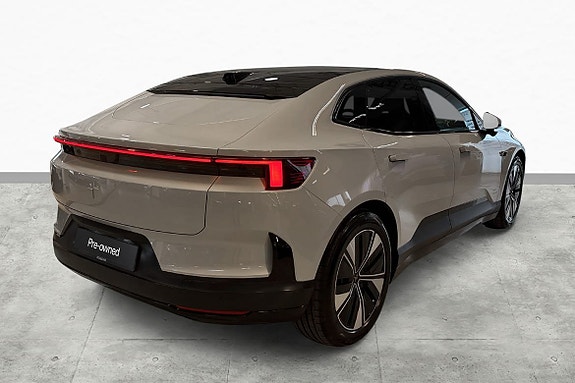 Polestar 4 9 of 30