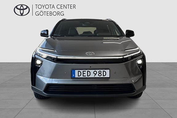 Toyota bZ4X 7 of 13