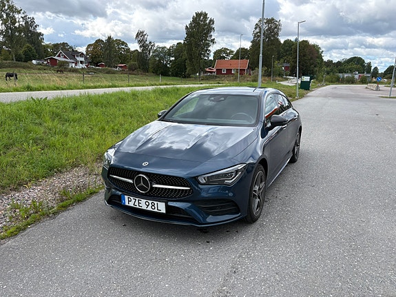 Mercedes-Benz CLA250 e 3 of 10