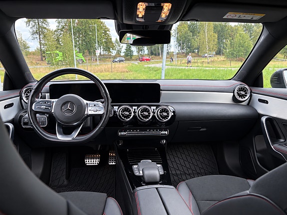 Mercedes-Benz CLA250 e 8 of 10