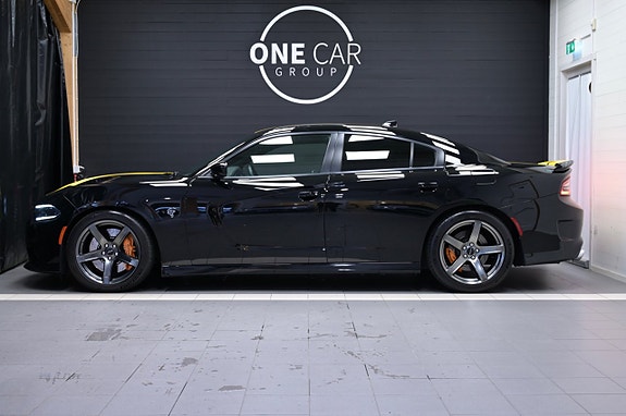 Dodge Charger 5 of 30