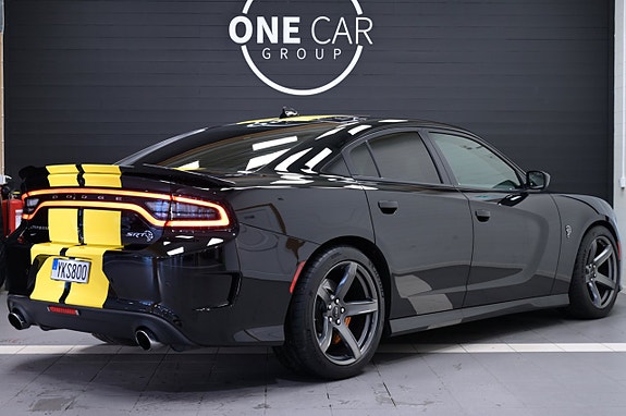Dodge Charger 7 of 30