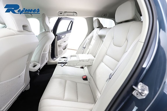 Volvo V60 9 of 24