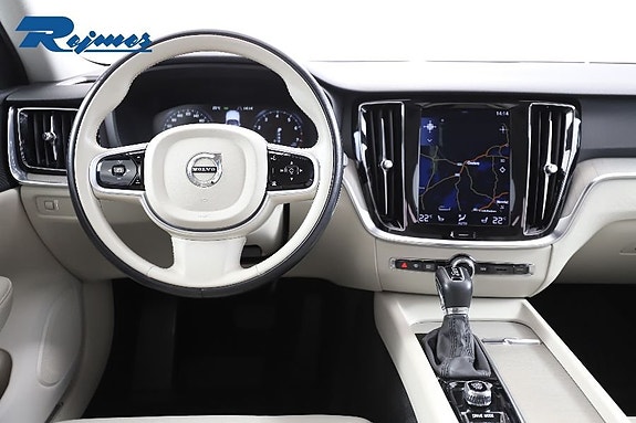 Volvo V60 4 of 24