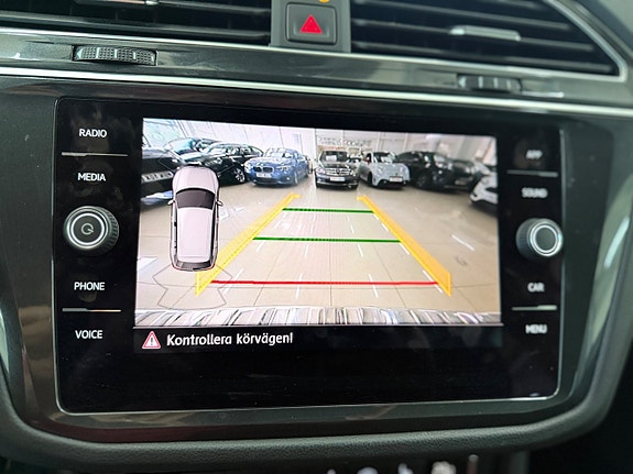 Volkswagen Tiguan 15 of 18
