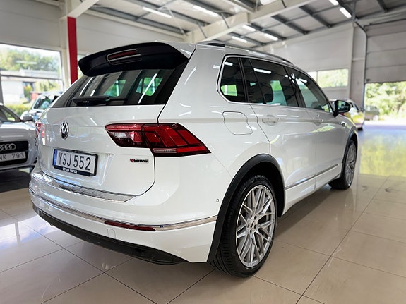 Volkswagen Tiguan 4 of 18