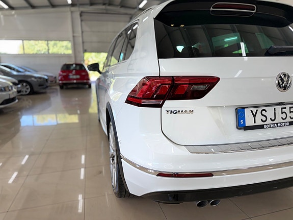 Volkswagen Tiguan 14 of 18