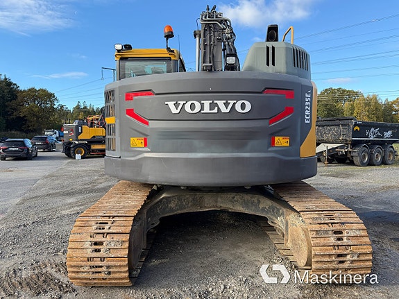 Grävmaskin Volvo ECR235EL 7 of 27