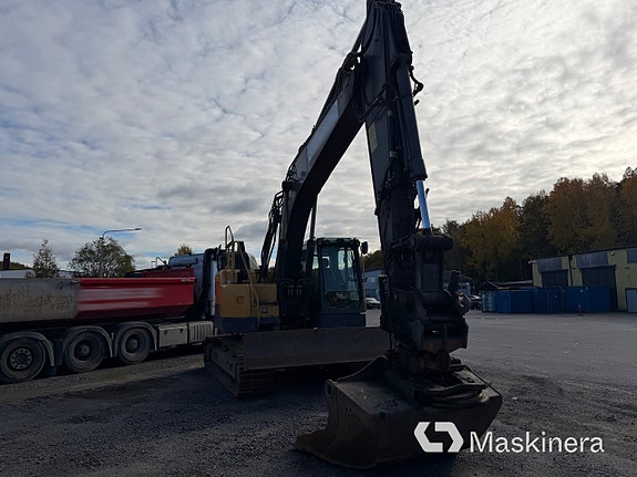 Grävmaskin Volvo ECR235EL 2 of 27