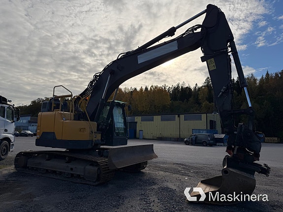 Grävmaskin Volvo ECR235EL 3 of 27