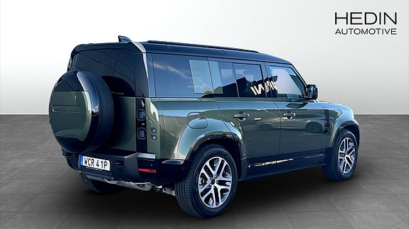 Land Rover Defender 110 2 of 9