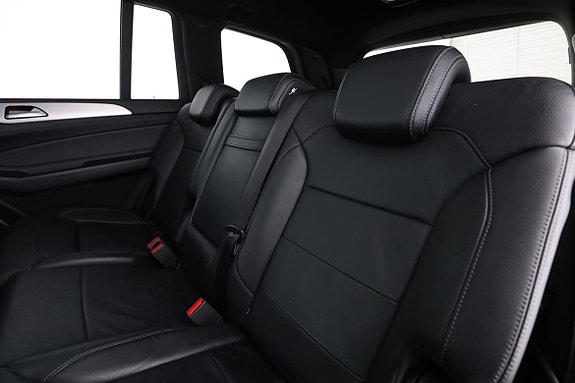 Mercedes-Benz GLS350 d 15 of 30
