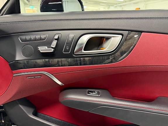 Mercedes-Benz SL350 13 of 16