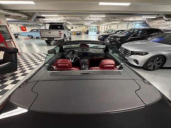 Mercedes-Benz SL350 7 of 16
